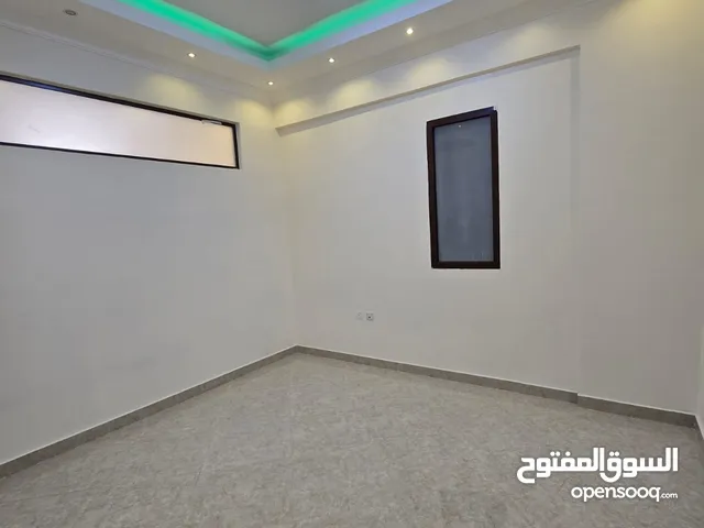 190 m2 3 Bedrooms Apartments for Rent in Jeddah Al Faiha