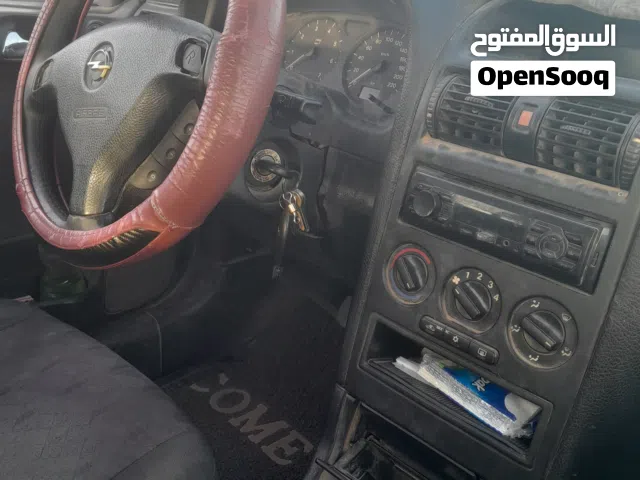 2000 أوبل استرا GSe