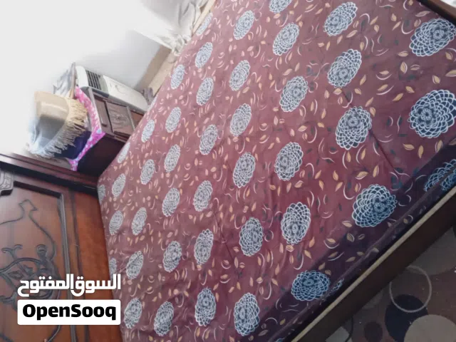 فرشة تخت للبيع