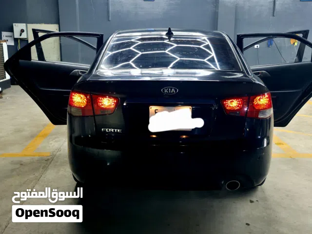 2010 كيا فورتي GT