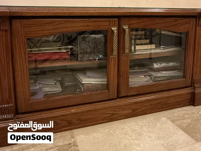 خزانة تلفاز لاتيه للبيع