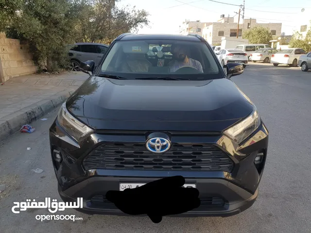 Used Toyota RAV 4 in Amman