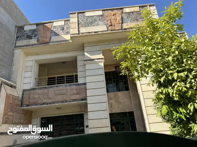 300m2 5 Bedrooms Townhouse for Rent in Baghdad Mansour