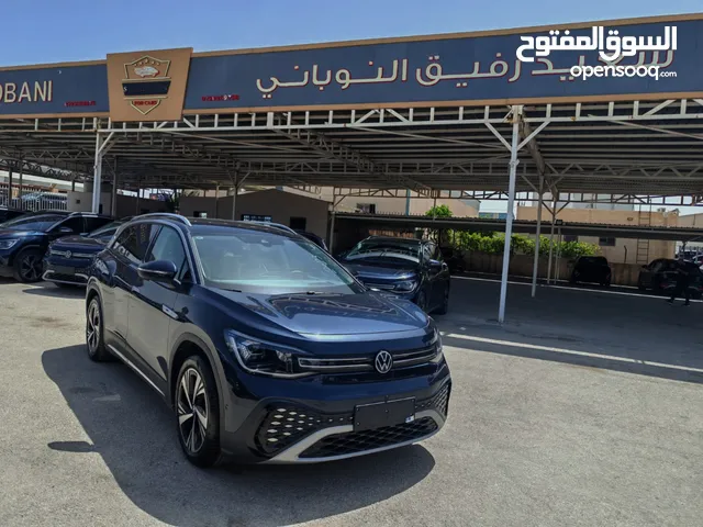 VOLKSWAGEN ID.6 CROZZ PRO 7 مقاعد