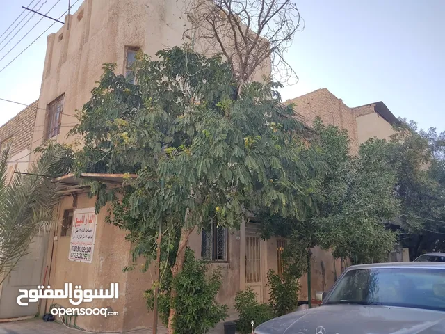 72 m2 4 Bedrooms Townhouse for Sale in Najaf Other