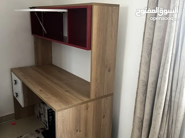 مكتب مستعمل