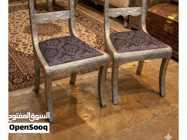 طقم كراسي أنتيك فاخر جدا راس الغزال ملبس بالقصة ومنقوش يدويا