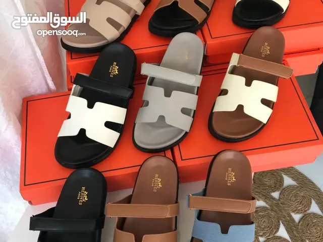40 Casual Shoes in Al Riyadh