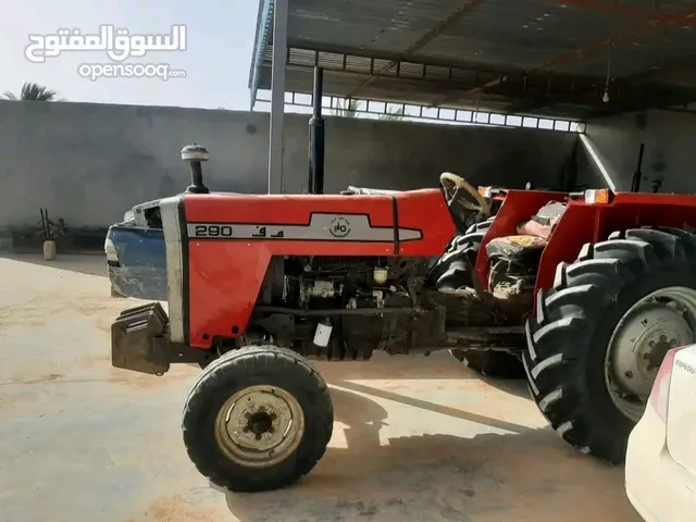 1987 Tractor Agriculture Equipments in Zliten