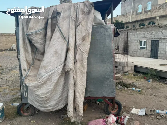 صندقه للبيع حديد