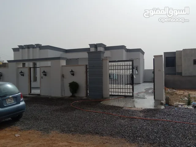 145 m2 3 Bedrooms Townhouse for Sale in Tripoli Al-Jadada'a