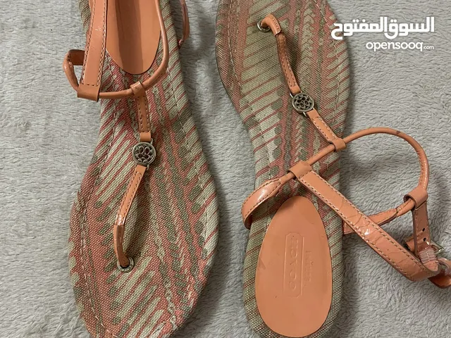 Other Sandals in Zarqa