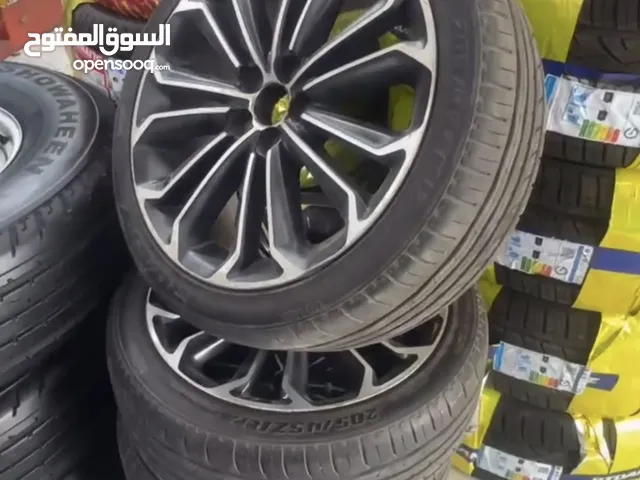 للبيع رنقات كورلا الحجم 17 اصليين مع كباتهم 2020/2025