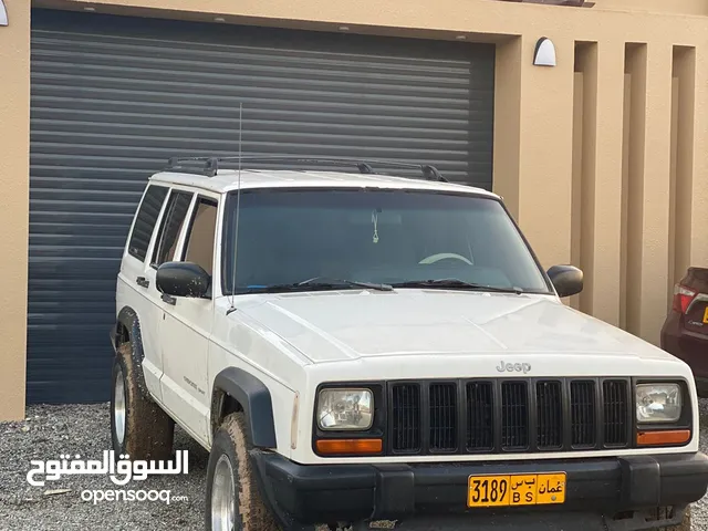 Used Jeep Grand Cherokee in Al Batinah
