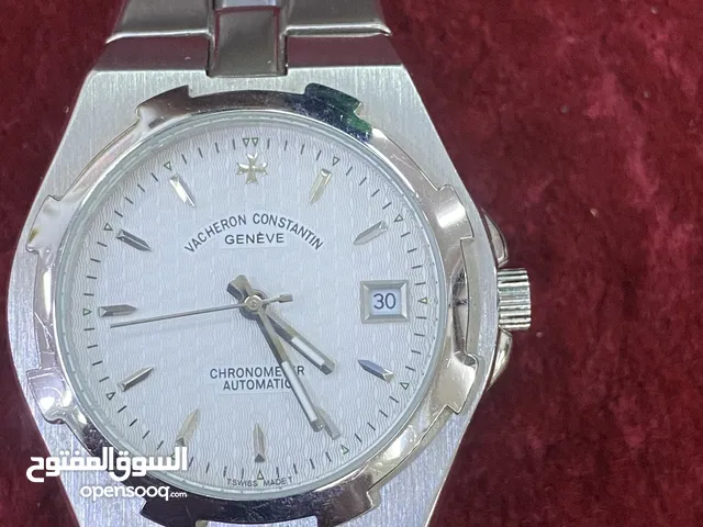 ساعة باتيك فليب و ساعة فيسرون كوستنتين