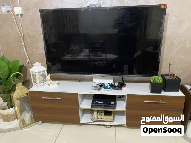 طاولة تلفزيون للبيع