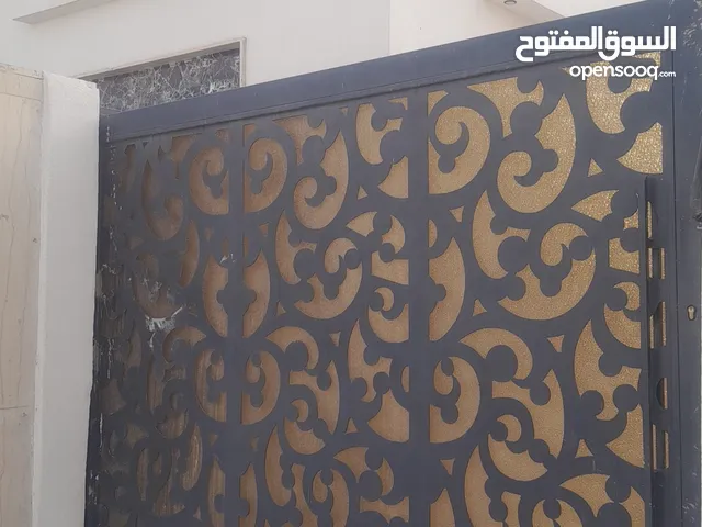 220 m2 3 Bedrooms Villa for Rent in Tripoli Al-Serraj