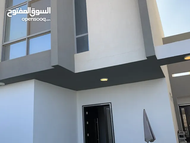 330 m2 5 Bedrooms Villa for Sale in Jeddah Obhur Al Shamaliyah