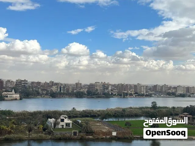 للايجار شقق وفلل اليومي والشهرى