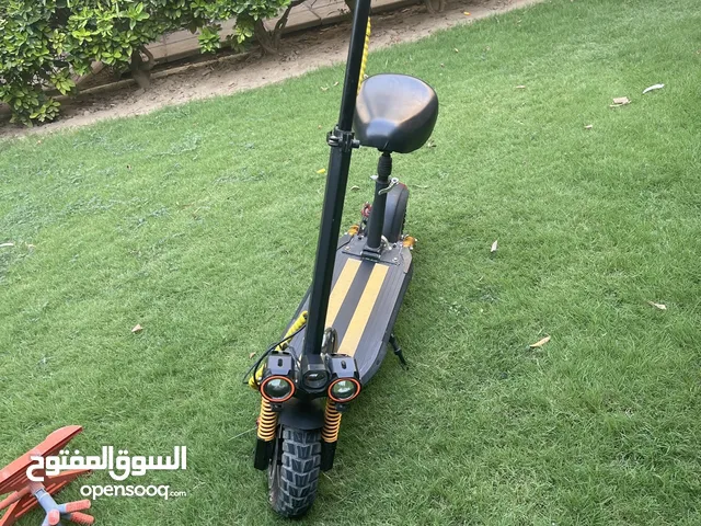 سكوتر كهربائي للبيع