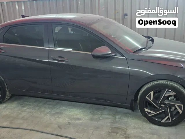 2025 Hyundai Elantra SEL