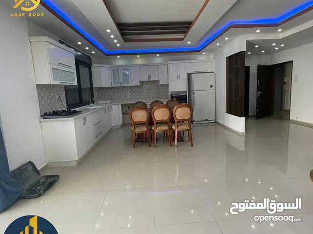 165 m2 3 Bedrooms Apartments for Rent in Ramallah and Al-Bireh Al Tira