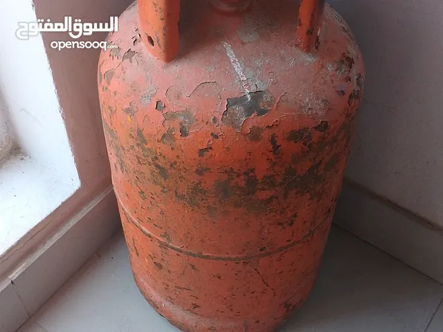 للبيع اسطوانة غاز المنازل حجم صغير معبأة فل غاز مع المنظم