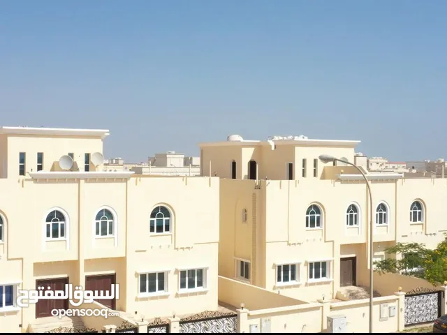 331 m2 5 Bedrooms Villa for Rent in Dhofar Salala