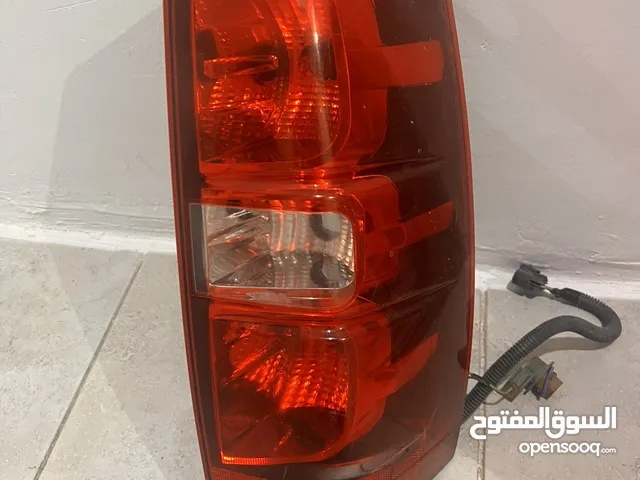 للبيع ليت خلفي تاهو 2010 اصلي