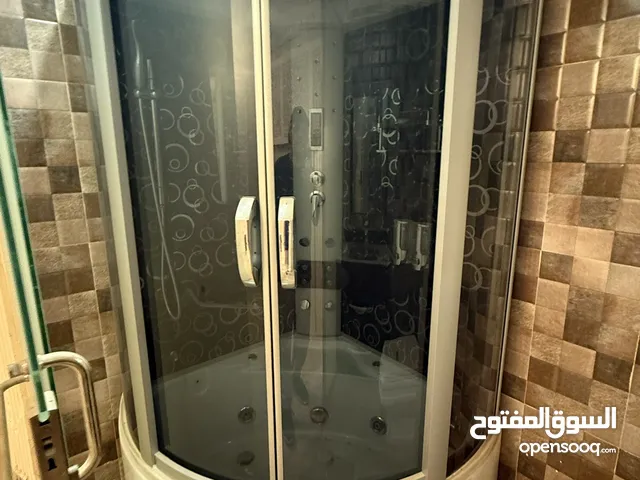حمامات بخار وجاكوزي للبيع