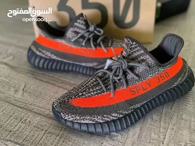 adidas yeezy boost 350 v2 carbon beluga