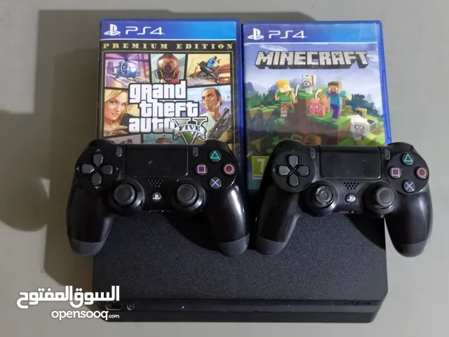 بلايستيشن 4 اخو الجديد + لعبتين + يدات 2 اصليات اقرا الوصف