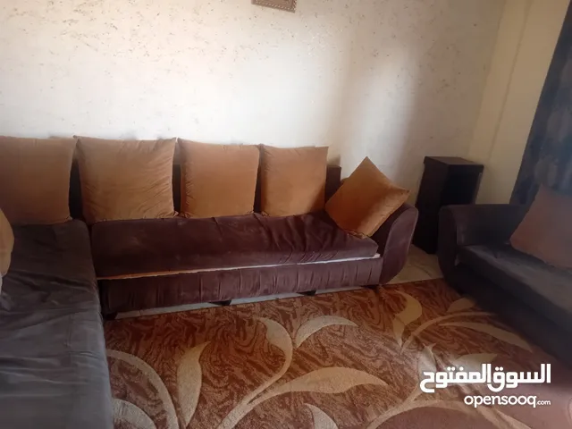 طقم كنب معيشه للبيع بحاله جيده جدا