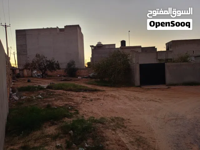 560 m2 3 Bedrooms Townhouse for Sale in Tripoli Tareeq Al-Mashtal