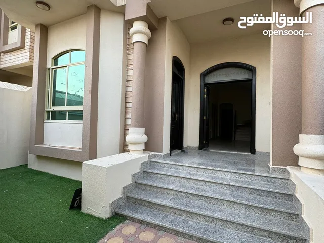 للاجار فيلا مستقلة طابقين في العين المناصير
