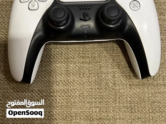 يد سوني 5 أصلية DualSense بحالة ممتازة للبي