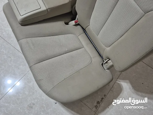كرسي سنتافيه مزدوج الصف الثاني بحاله جيده اابيع