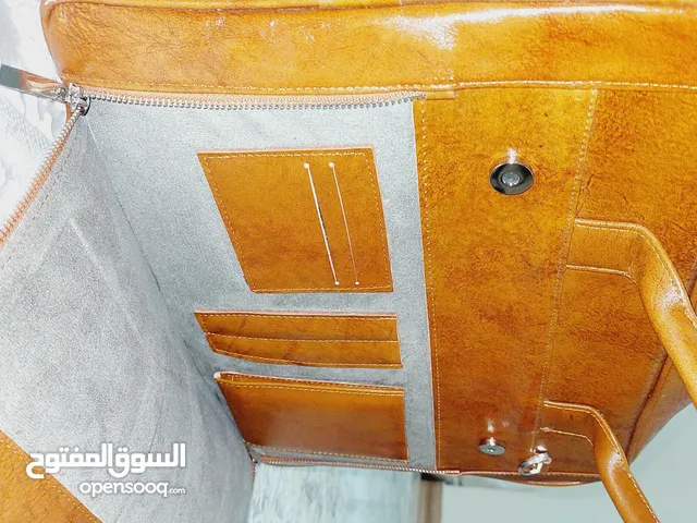 Bags - Wallet for sale in Dubai