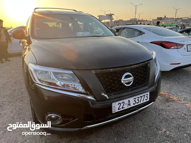 Used Nissan Pathfinder in Basra