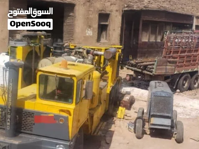 حفار دوارن تي فور امريكي معي راسن رقمي اتصال في الوصف