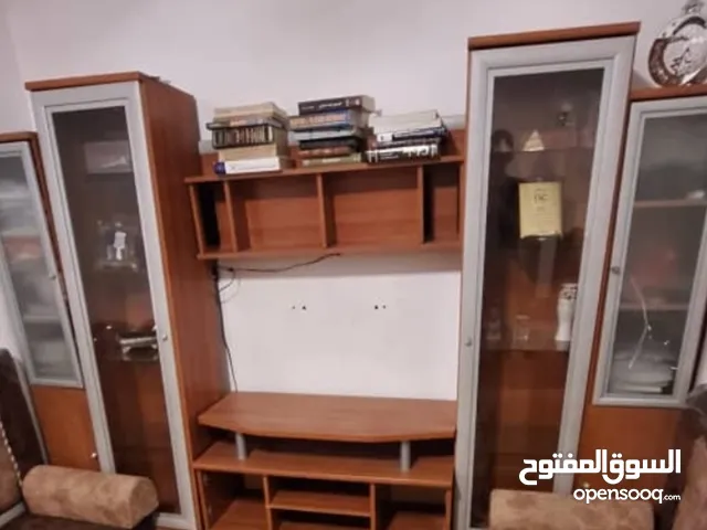 مكتبة مستعملة للبيع بسعر ممتاز