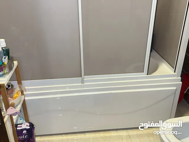 طقم بانيو بلاستيك مع الجدار البلاستيكي كامل