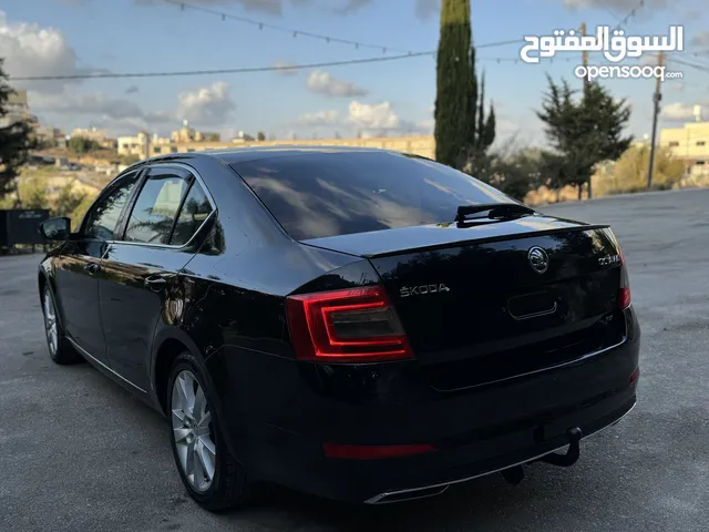 سكودا اكتافيا 2000اتوماتيك