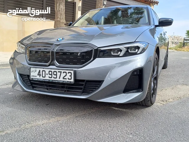 BMW I3 eDrive35L موديل 2023 كهربا الفئة الثالثه