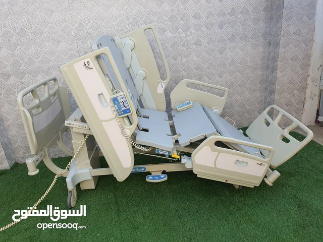 سرير طبي medical bed