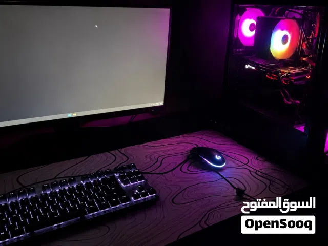 كمبيوتر للبيع