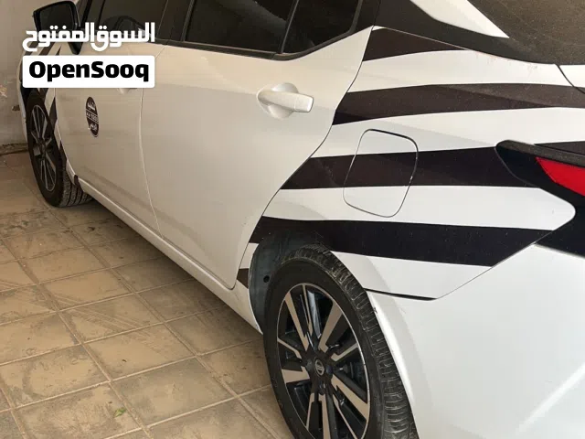 2020 نيسان صني S