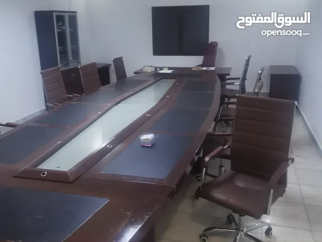 عرض من المالك مباشرتآ شقة مكتبية للايحار مقر للشركات علي شارع الوكالات..الاخوة المكاتب العقارية شكرآ