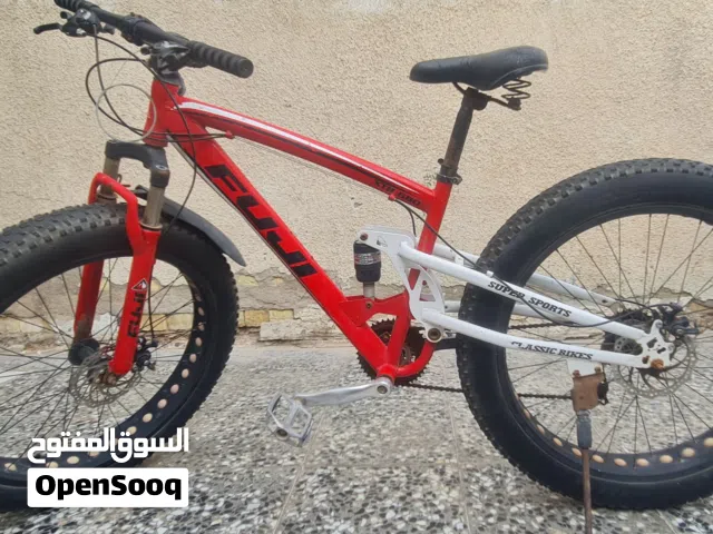 بايسكل فات بايك (Fat Bike) ماركة (fuji) حجم عريض دبلين للبيع