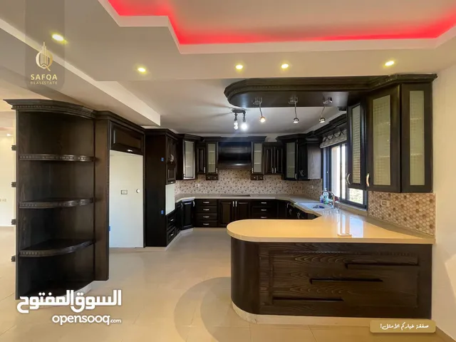 شقه للبيع 180 متر في الطيره بالقرب بجانب فلل العبيدي